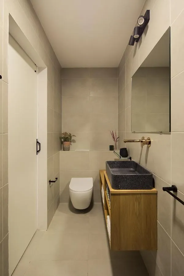 חיפה Urbanica Carmel- Apartments 0*,  ישראל